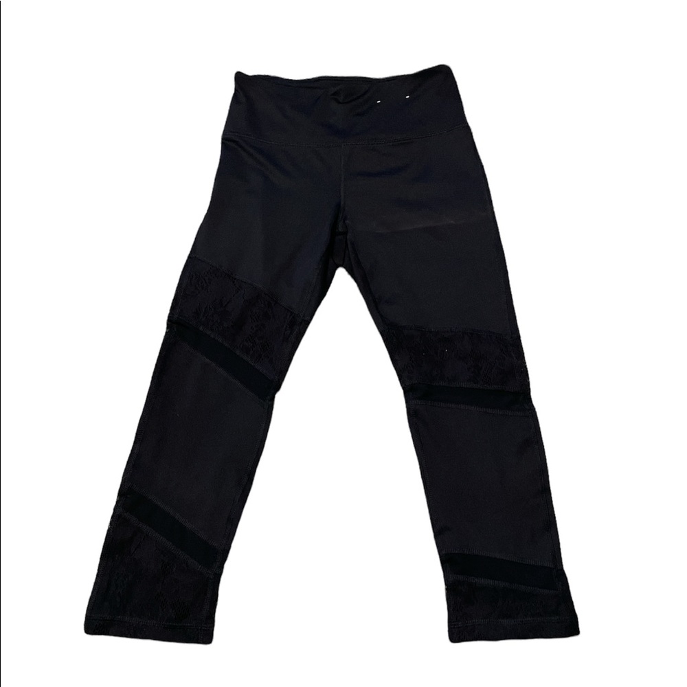 Fila Black Lace Capri Athletic Leggings Size Small